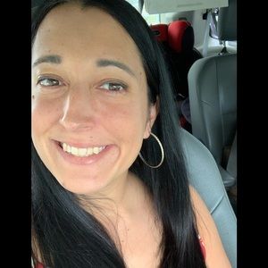 Meet your Posher, Steohanie